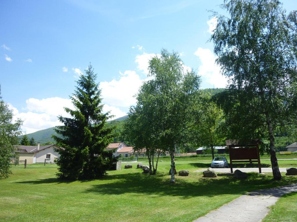 Complexe Des Oustalous Les Cabannes (Ariege) Quarto foto
