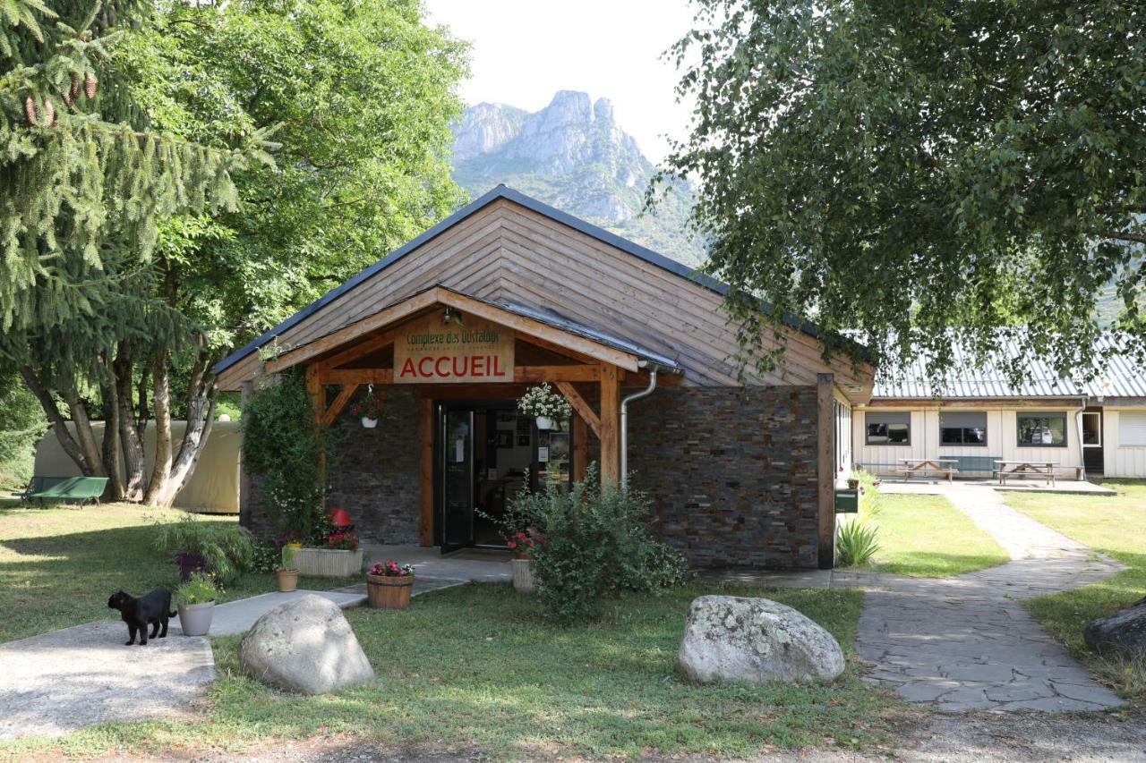 Complexe Des Oustalous Les Cabannes (Ariege) Exterior foto
